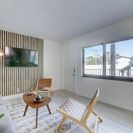 Chic Retreat: 2Br Apartment! Fort Lauderdale Zewnętrze zdjęcie